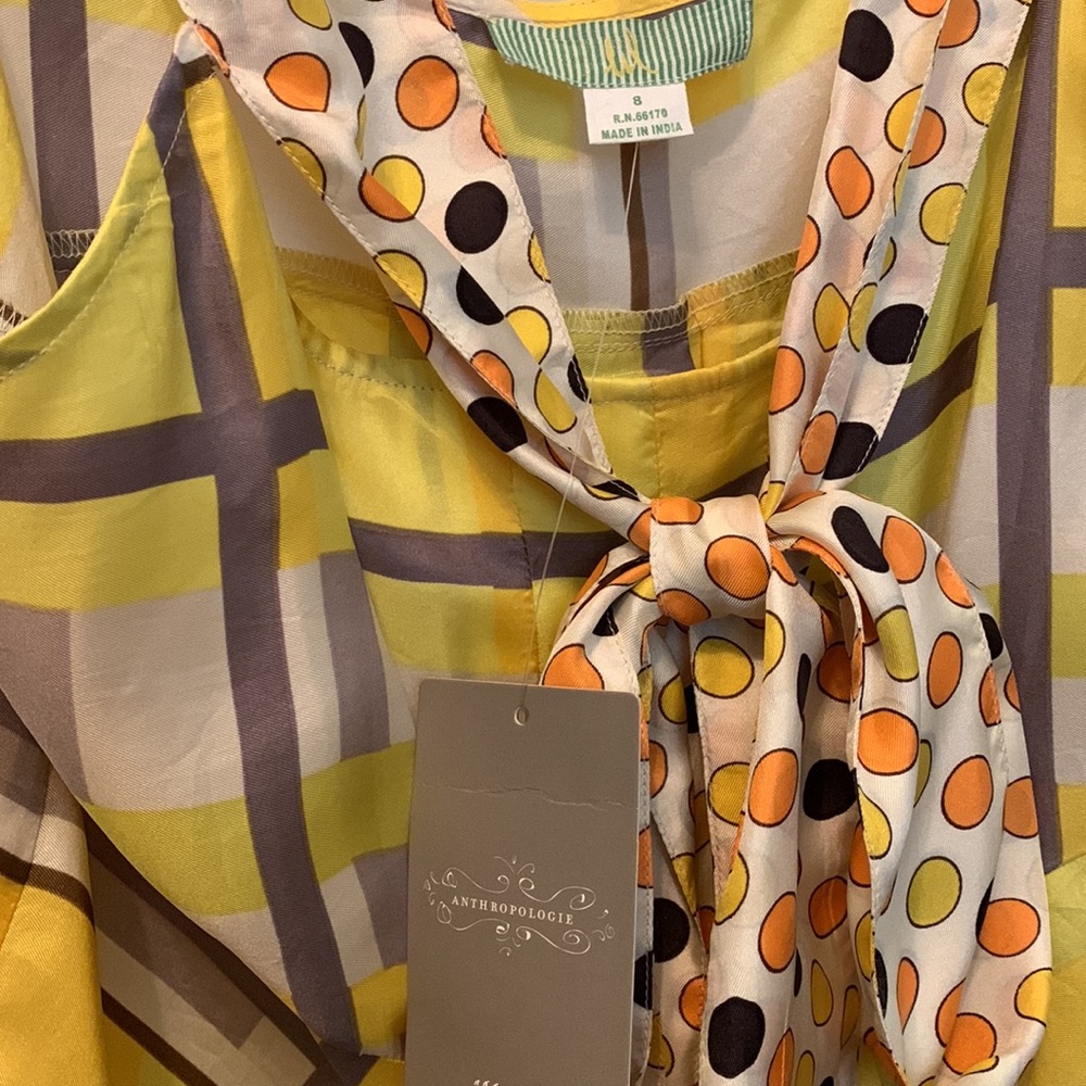 Anthropologie: Lil sleeveless silk blouse, size 8. - Picture 4 of 6